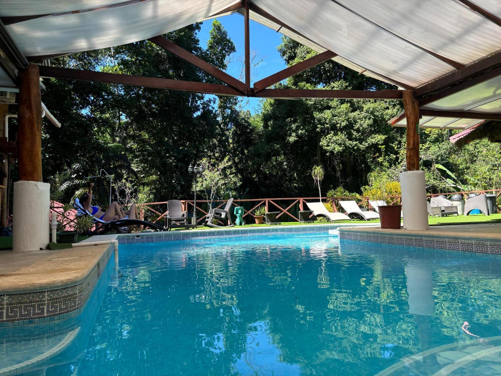 Hotel Bugabutik Puerto Viejo de Talamanca Eksteriør billede